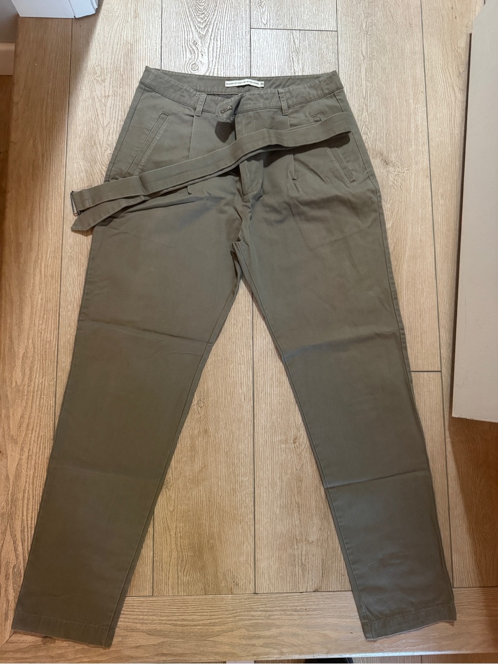 SHADES OF GREY BY MICAH COHEN Olive Green Chinos with Belt